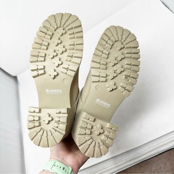 Blondo Sock Boot Sweater Taupe Neutral Boot Size 6.5 - Picture 10 of 10